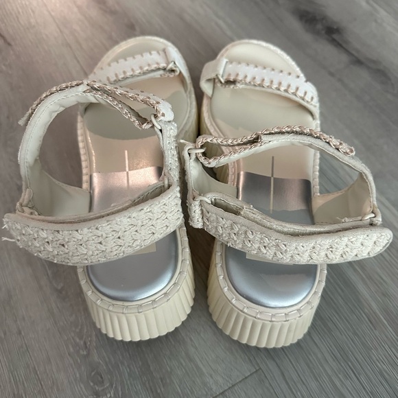 Women's Dolce Vita Debra Platform Cream Sandals - Picture 7 of 8